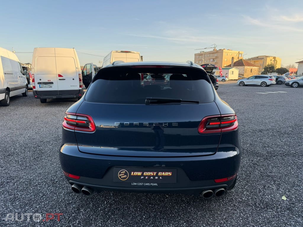 Porsche Macan S