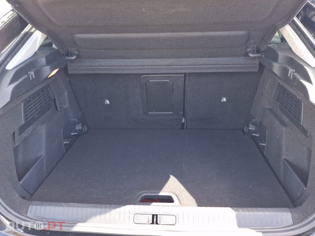 Citroen e-C4 50 kWh Shine Pack