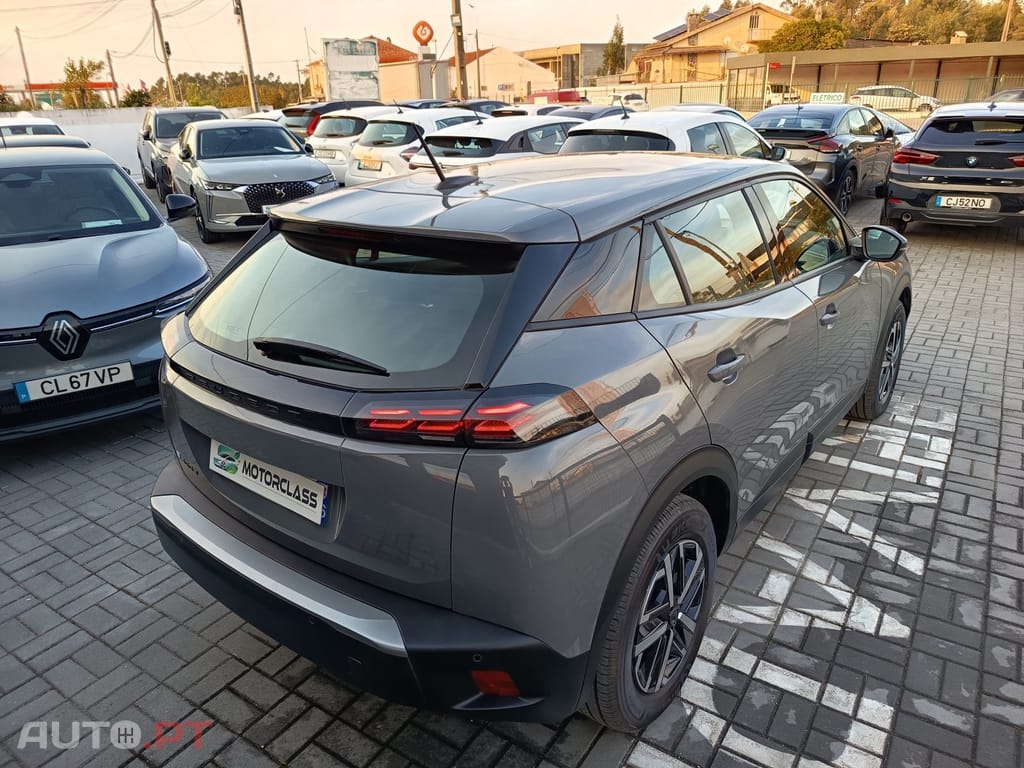 Peugeot E-2008 54 kWh Style