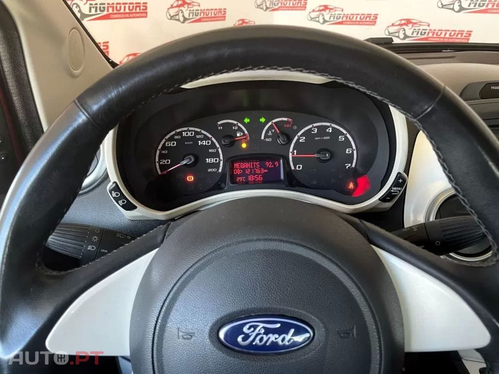 Ford KA 1.2 Titanium X