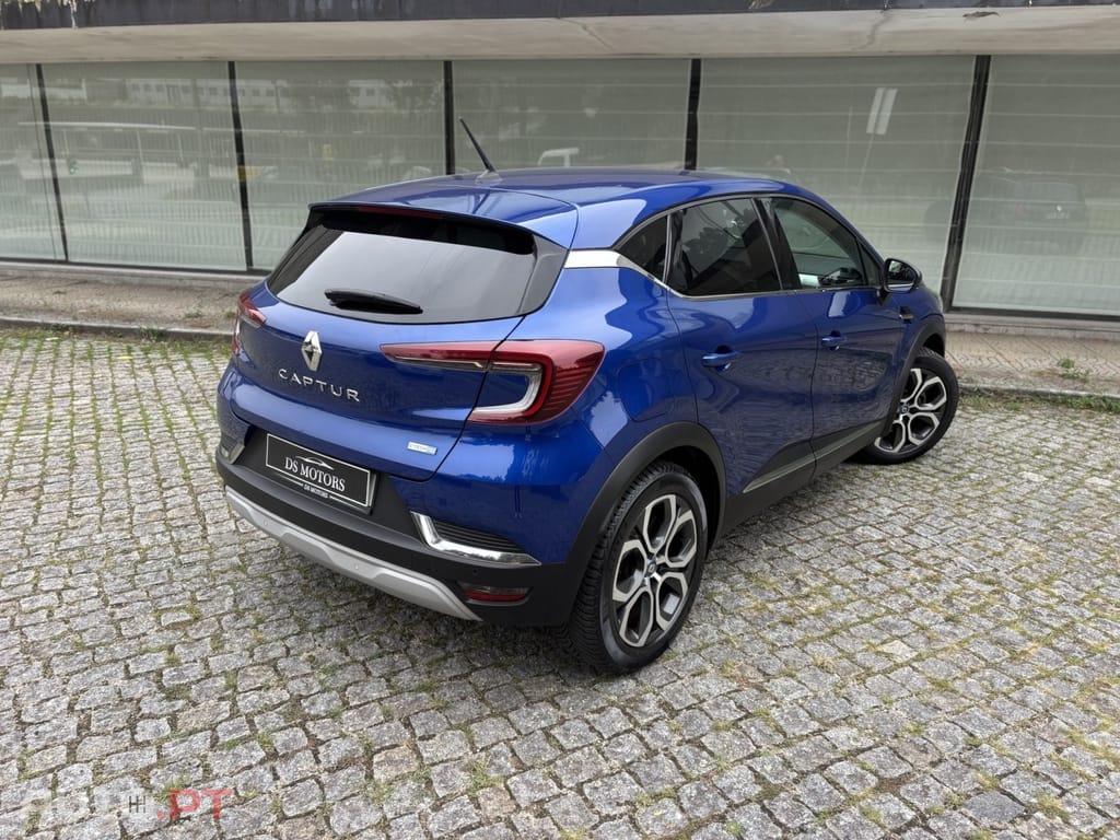 Renault Captur 1.6 E-Tech Plug-In Intens