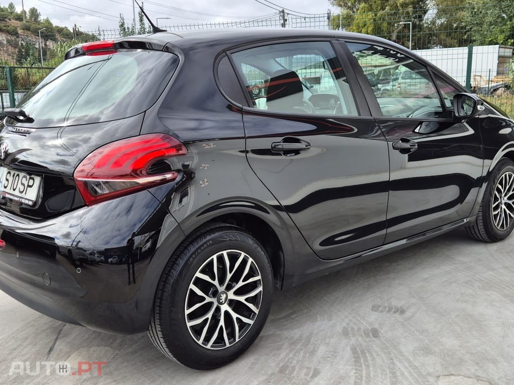 Peugeot 208 1.6 BlueHDi Active