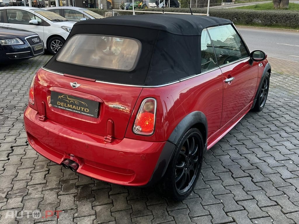 MINI Cabrio John Cooper Works