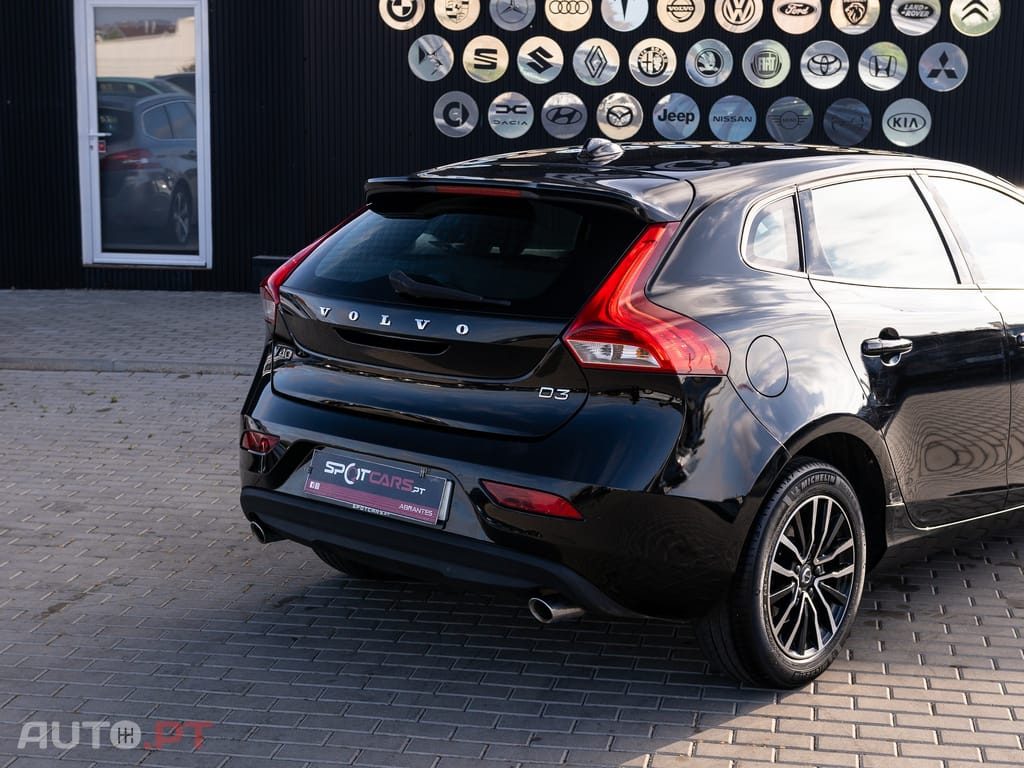 Volvo V40 2.0 D3 Momentum