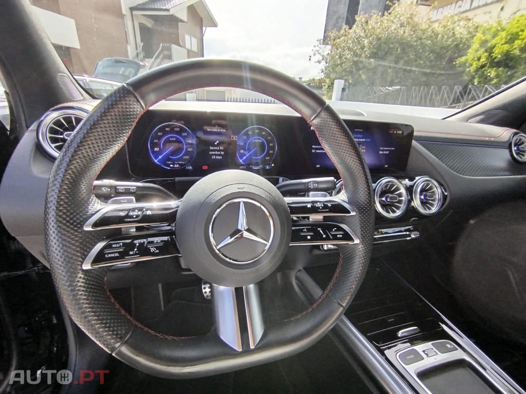Mercedes-Benz EQA 250+ AMG Line