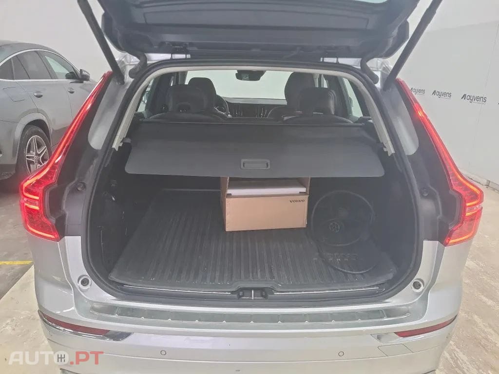 Volvo XC60 2.0 T6 PHEV Inscription Expression AWD