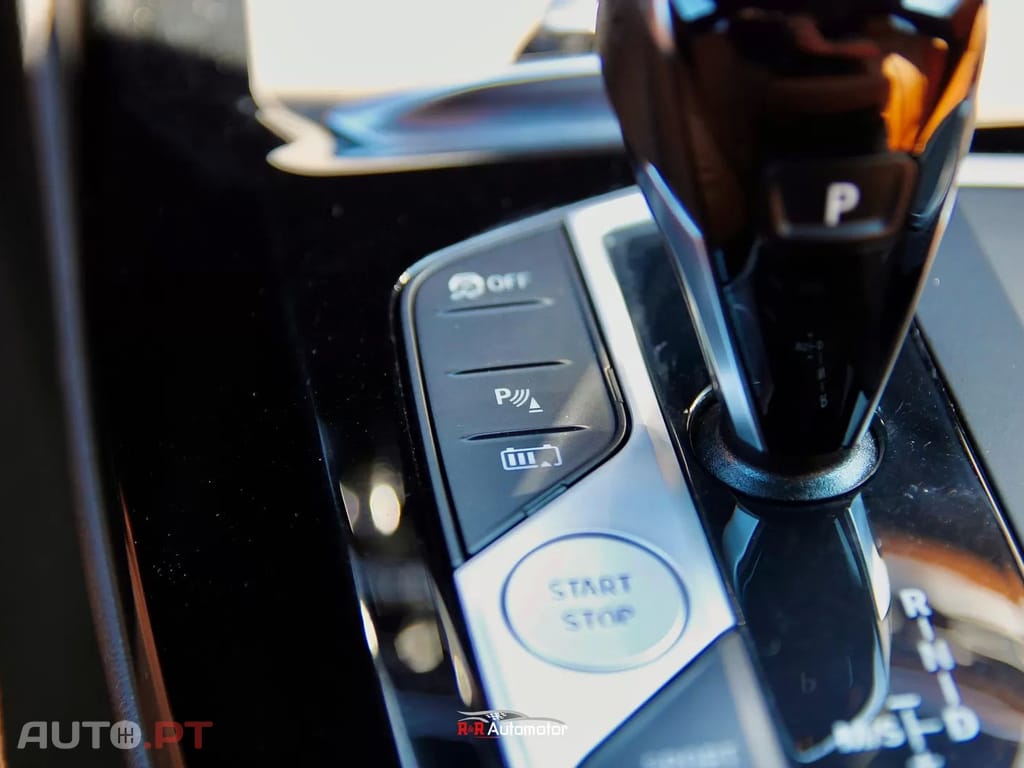 BMW X3 30 e xDrive Pack M — fotografia 24