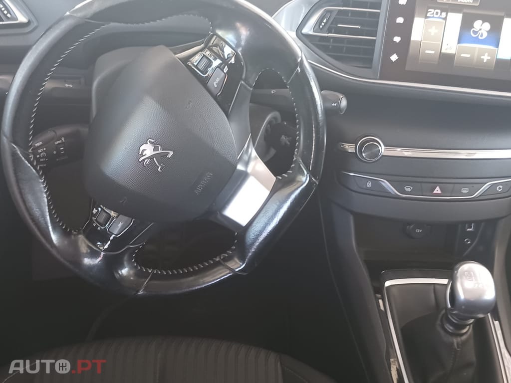 Peugeot 308 SW 1.6 BluHdi