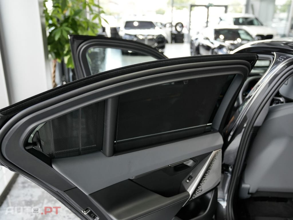 BMW i5 eDrive40