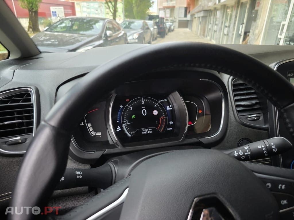 Renault Grand Scénic 1.5 dCi Intens Hybrid Assist SS
