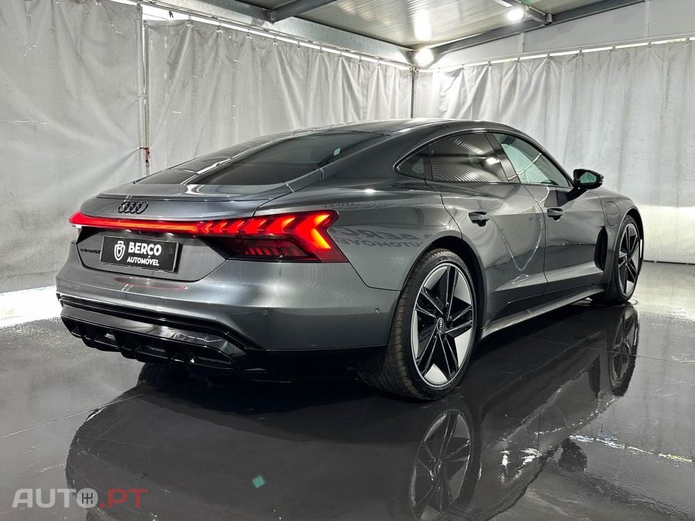 Audi E-Tron GT quattro