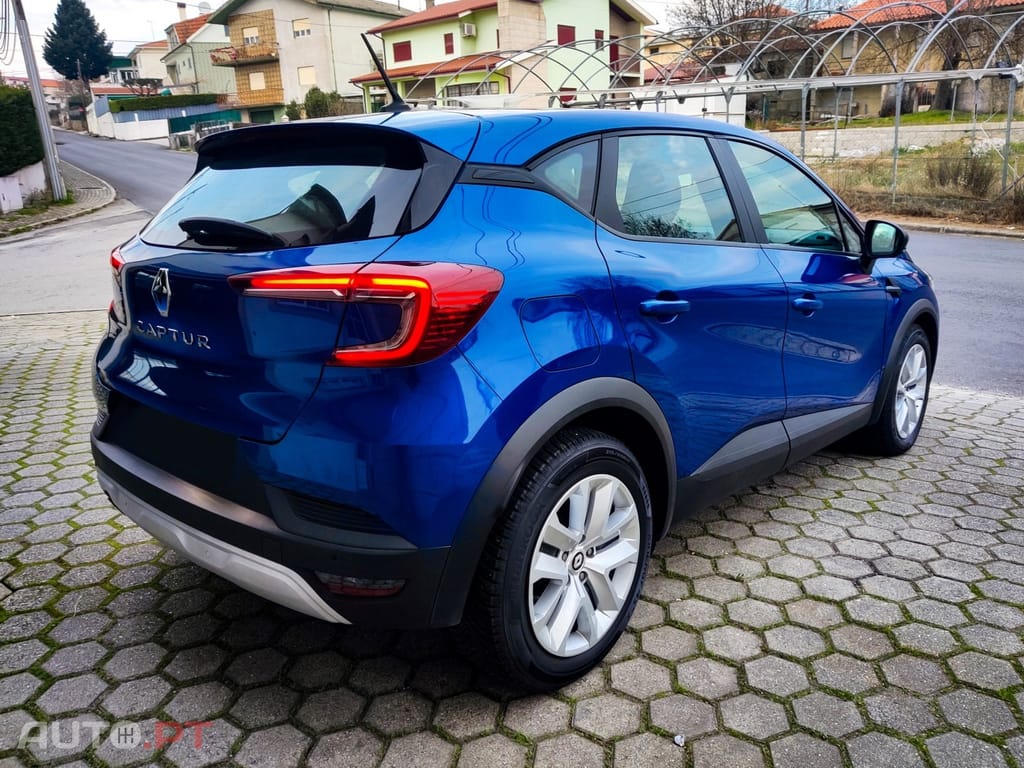Renault Captur TCe 100 BUSINESS EDITION