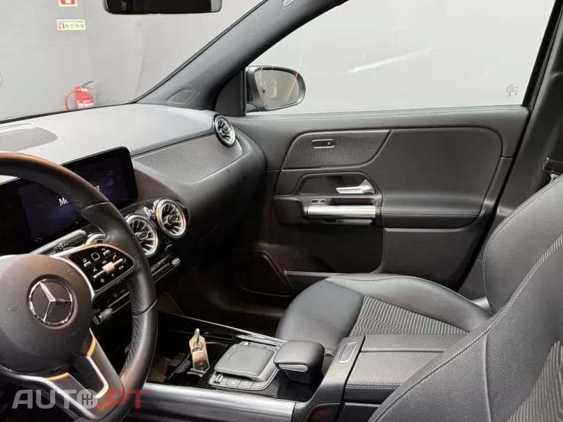 Mercedes-Benz EQA 250