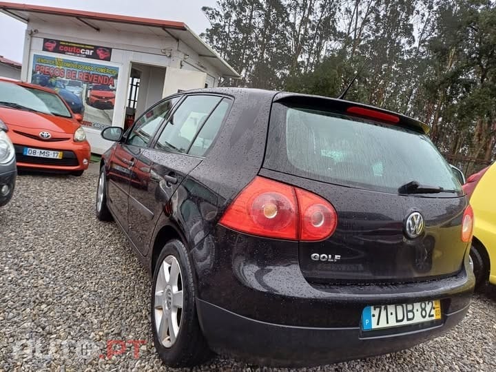 Volkswagen Golf 1.4i Trendline AC — fotografia 5