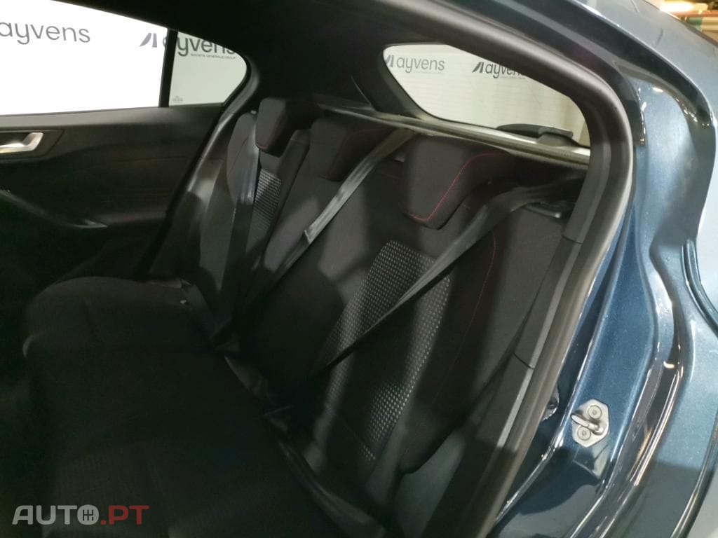 Ford Focus 1.0 EcoBoost MHEV ST-Line Aut.