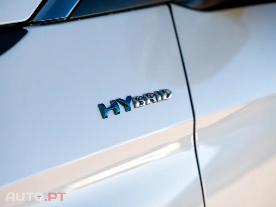 Peugeot 3008 1.6 Hybrid Allure Pack e-EAT8