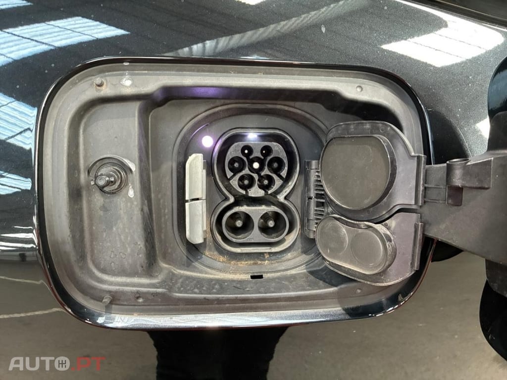 BMW i4 eDrive40 Desportiva M