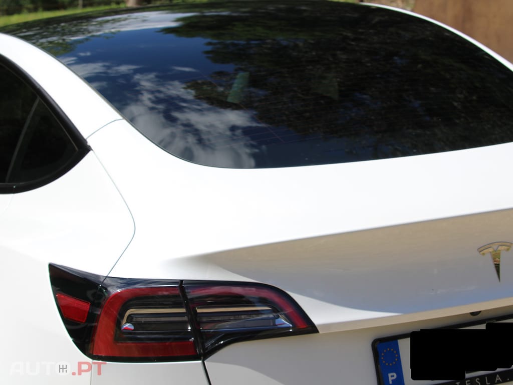 Tesla Model 3 Tração Traseira