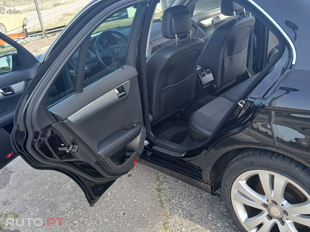 Mercedes-Benz C 220 CDi Classic BlueEfficiency