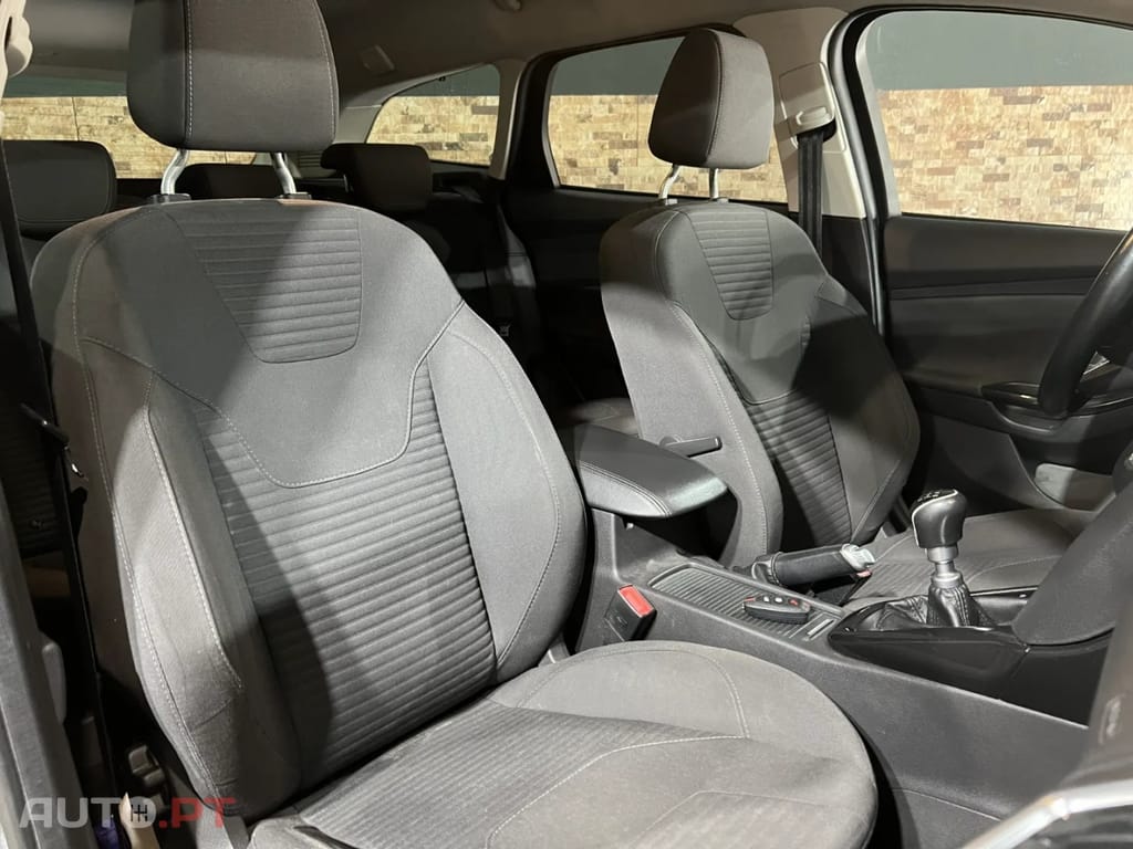 Ford Focus SW | Nacional | Motor 120cv | Muito Económica