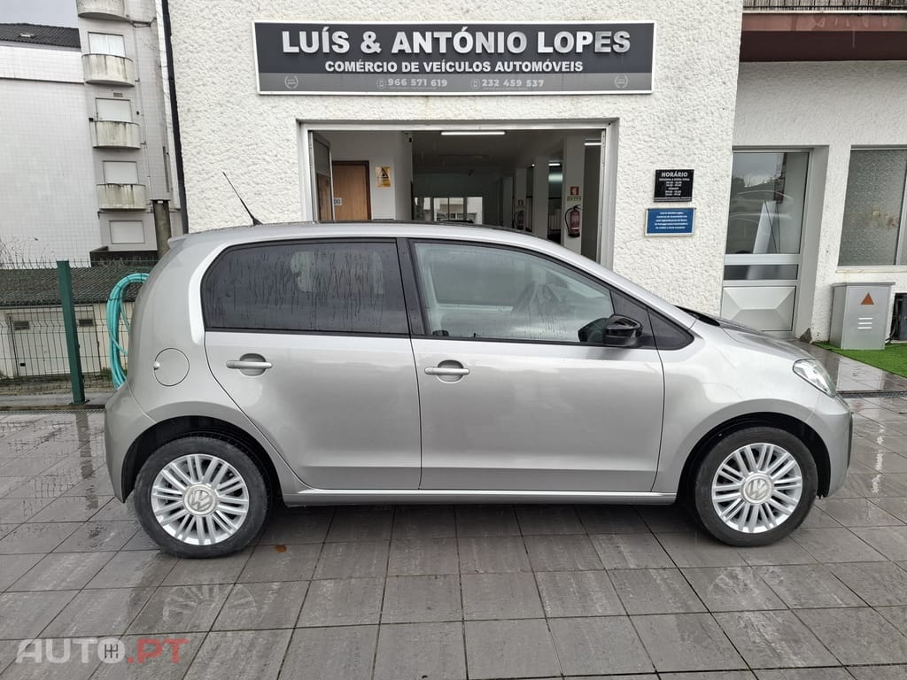 Volkswagen Up! 1.0 Move Caixa Automática
