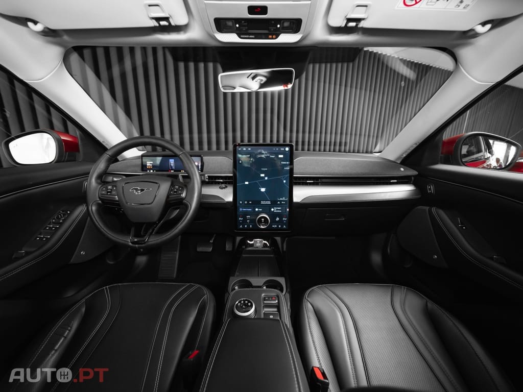 Ford Mustang Mach-E Standard