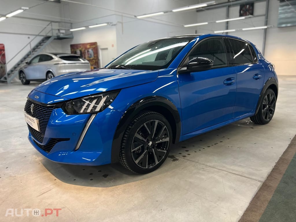 Peugeot E-208 50 kWh GT