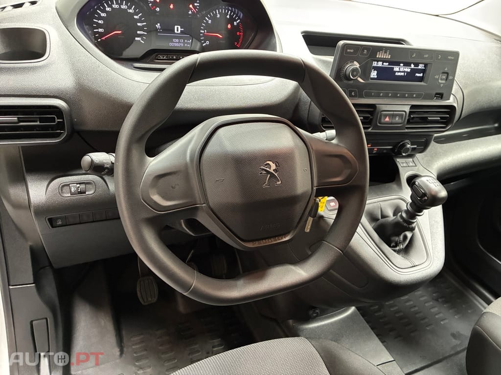 Peugeot Partner 1.2 PureTech Premium
