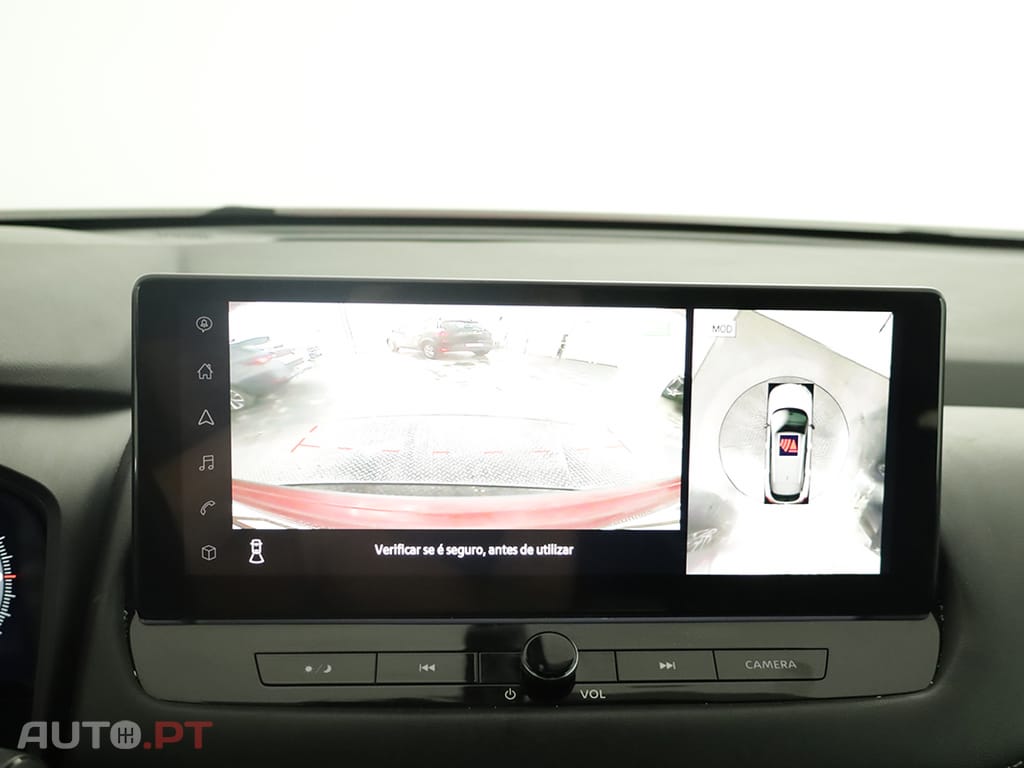 Nissan Qashqai Qashqai 1.3 DIG-T N-Connecta LED Xtronic