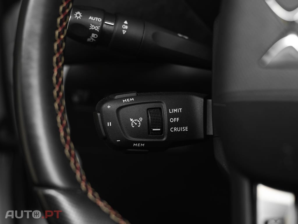 DS DS3 Crossback E-TENSE PERFORMANCE LINE