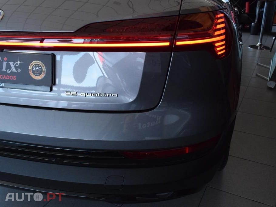 Audi E-Tron 55 quattro Advanced