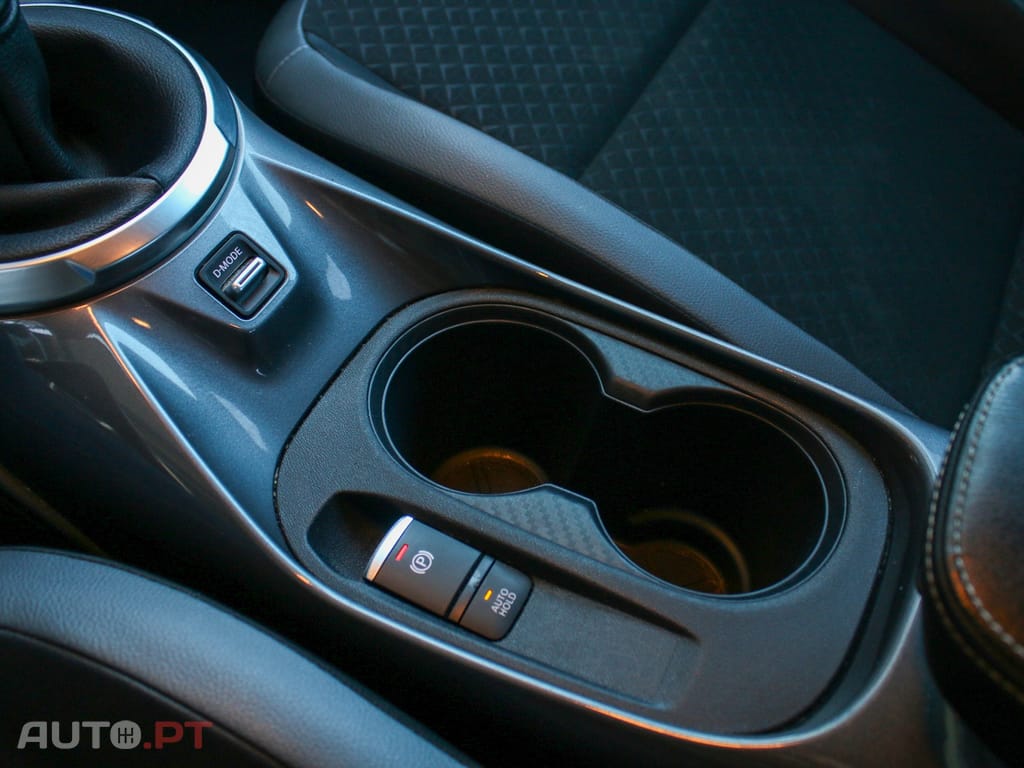 Nissan Juke 1.0 DIG-T N-Design Black