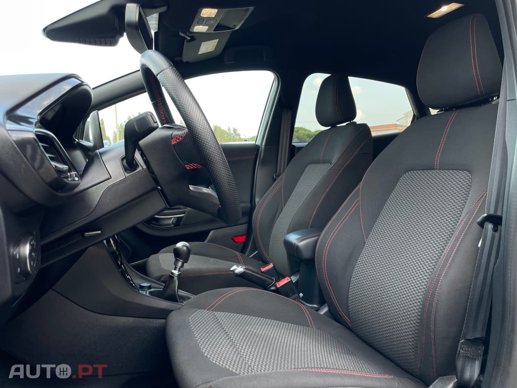 Ford Puma 1.0 EcoBoost MHEV ST-Line
