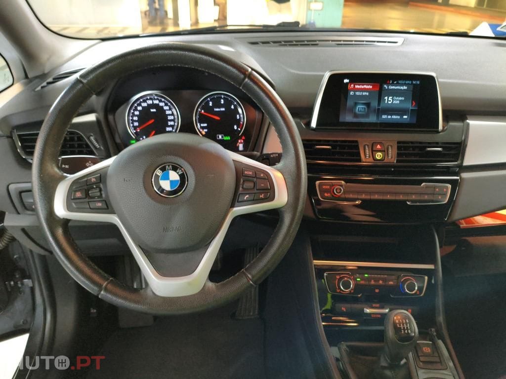 BMW 216 d