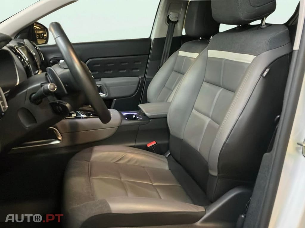 Citroen C5 Aircross 1.6 Hybrid Shine e-EAT8