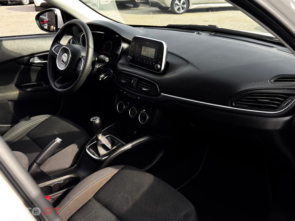Fiat Tipo 1.3 M-Jet Lounge
