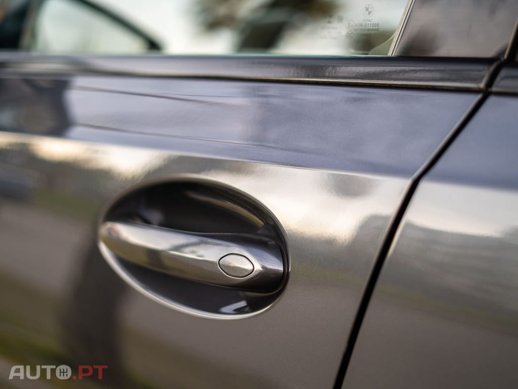 BMW 320 d Line Sport Shadow Auto