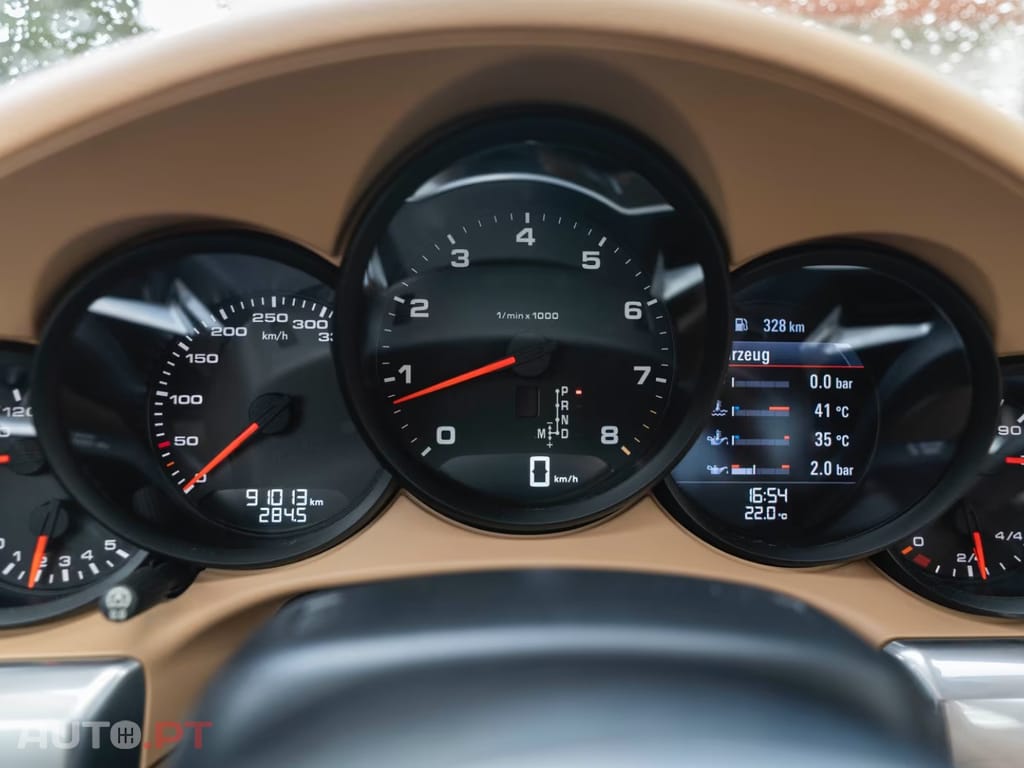 Porsche 911 Carrera Sport Chrono