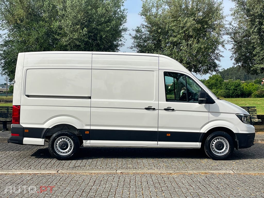 Volkswagen Crafter 2.0 TDI L3H3 IVA Dedutível