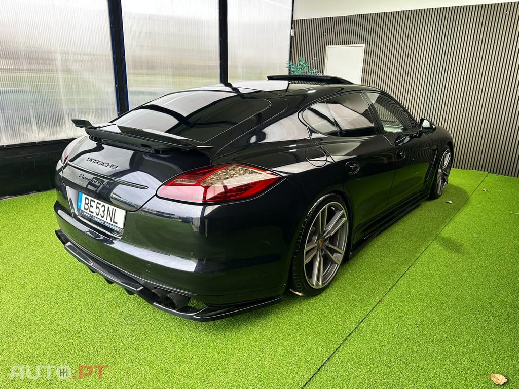 Porsche Panamera Turbo PDK