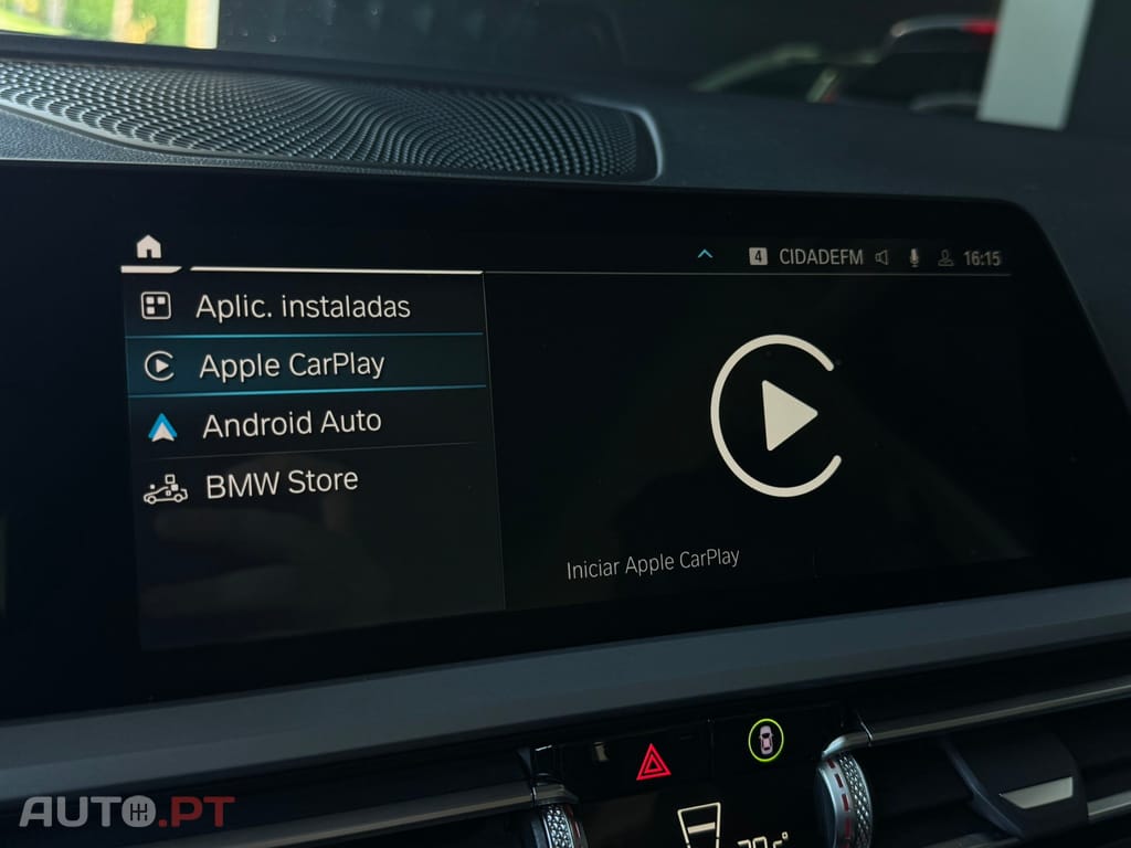 BMW 330 e Touring Auto