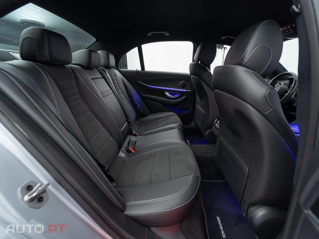 Mercedes-Benz E 300 de AMG Line