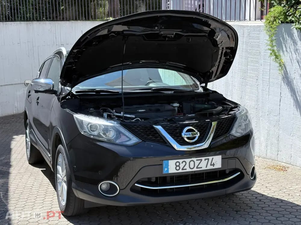 Nissan Qashqai 1.5 dCi Tekna Premium 17 Alcantara