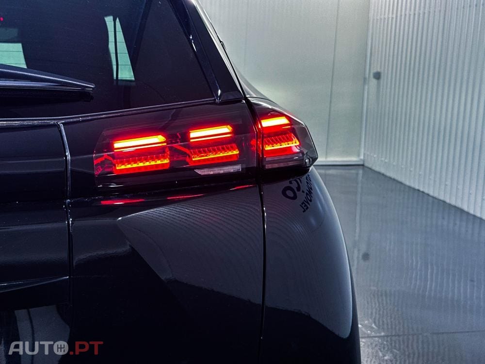 Peugeot 2008 1.2 PureTech Allure EAT8