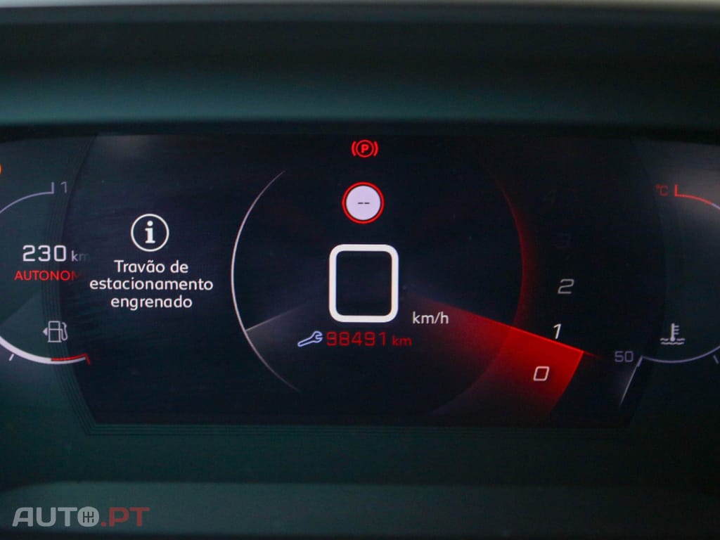Peugeot 2008 1.5 BlueHDi Allure