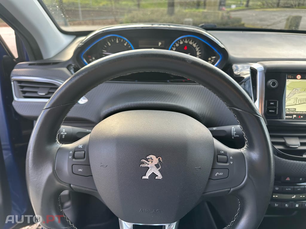 Peugeot 2008 1.5 BlueHDi Allure EAT6