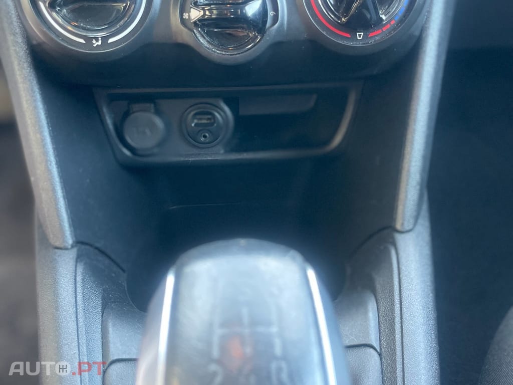 Peugeot 208 1.2 VTi Style