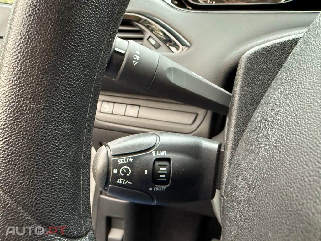 Peugeot 208 1.2 PureTech Active
