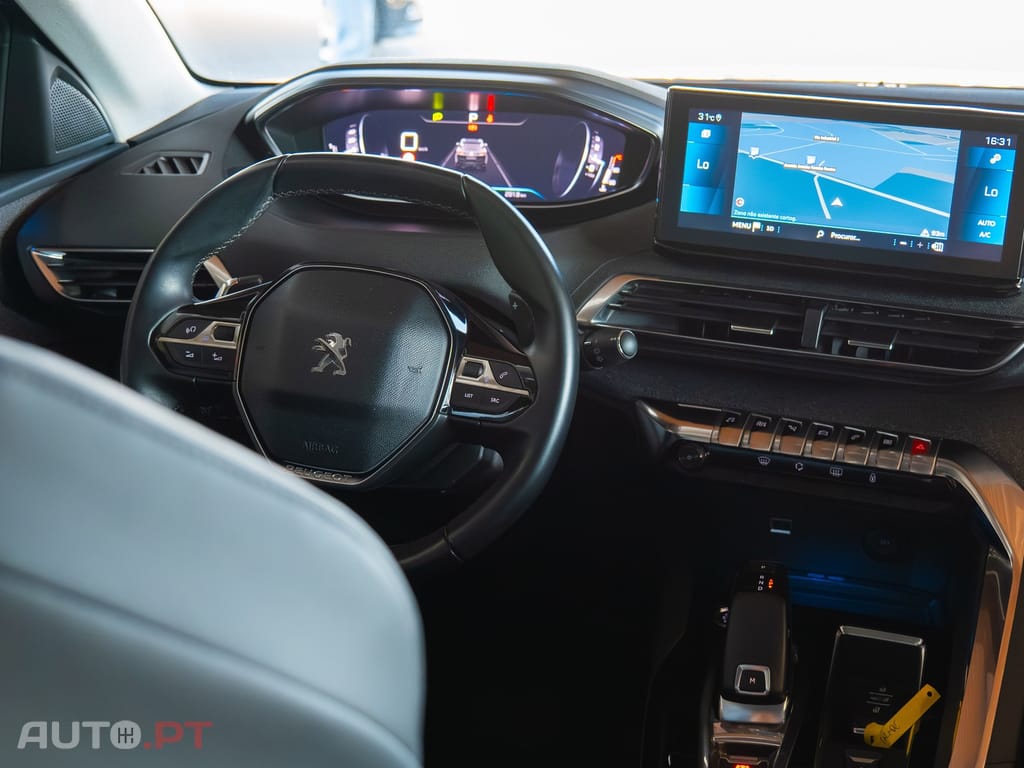 Peugeot 3008 1.2 PureTech Allure Pack EAT8