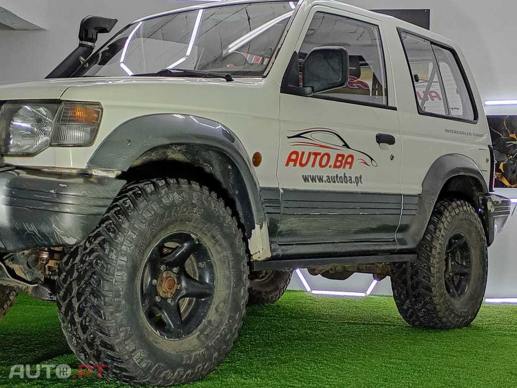 Mitsubishi Pajero 2.5 TDi GLS